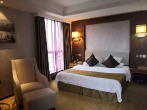 Purple Light Hotel