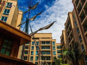 Atlantis condo resort pattaya by Jing