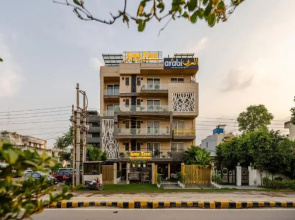 Lime Tree Hotel - Near Medanta Hospital