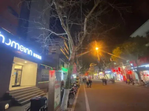 Homeinn · neo (Shanghai Chongming Bayi Road Pedestrian Street)