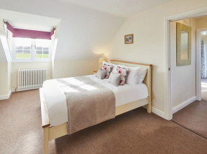 Host Stay Fisherman s Cottage