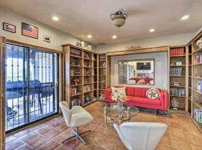 Elegant El Paso Condo ~ 10 Mi to Downtown!