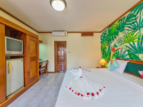 Panda Hotel（Patong Beach）