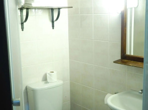 Oya Boutique Hotel & Suites