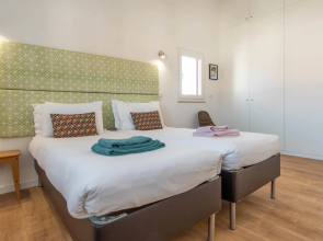 LV Premier LA2 Pool AC Garden sea View