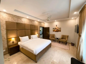 Infinity Villa F-8
