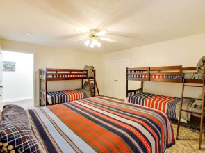 Spacious Hildale House w/ Large Deck!