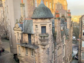Authentic Homely 1 Bedroom Apartment on the Royal Mile