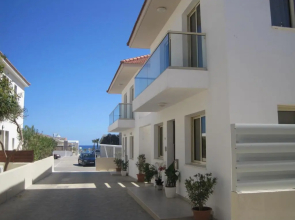Polyxenia Isaak Luxury Villas and Apartments