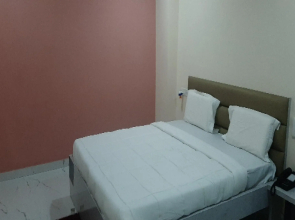 OYO 80612 Hotel Sandeep