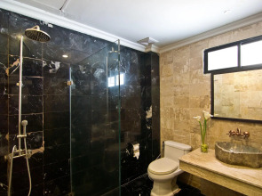 LK Mantra Pura Resort