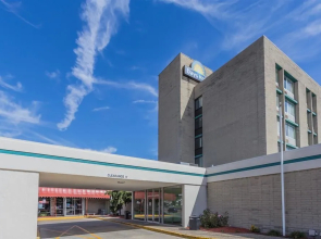Days Hotel By Wyndham Danville Conference Center