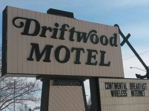 Driftwood Motel