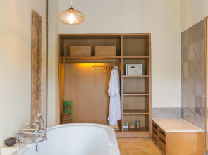 Komaneka at Monkey Forest