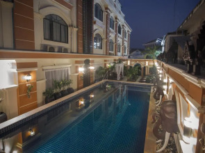 Reaksmey Chanreas Hotel