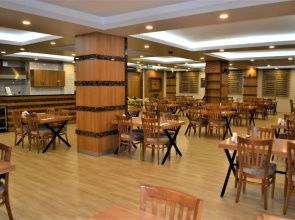 Sapran Deluxe Hotel