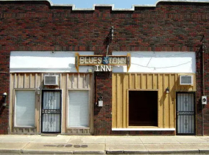 Bluestown Inn