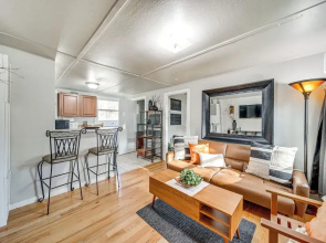 1 Mi to Camels Back Park: Boise Studio w/ Patio!