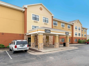 Extended Stay America Suites Bloomington Normal