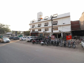 OYO 22239 The Rs Palace