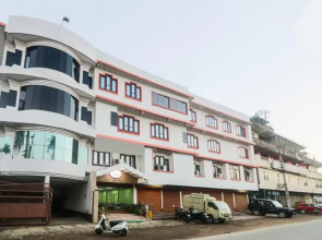 Hotel Am Palace by OYO Rooms