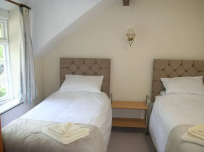 Coynant Guest House & Holiday Cottages
