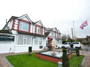Acorn Lodge Gatwick