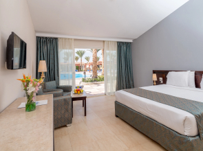 Le Jardin Aqua Park Resort