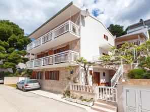 Apartment Ante M - 100 m from beach: A1 Brela, Riviera Makarska