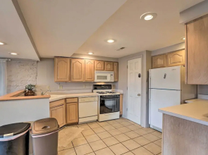 Queen City Sanctuary w/ Views, 3 Mi to Downtown!