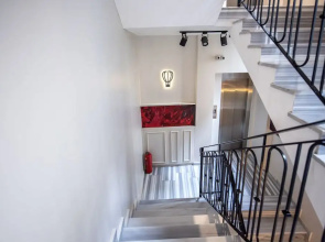 Bguest Pera Suites