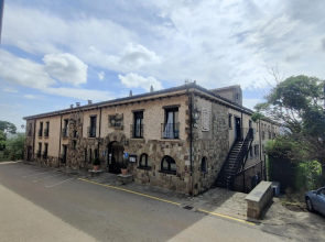 Hotel Leonor Miron