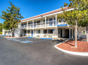 Motel 6 Redding, CA - South