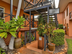 Moonlight Bay Suites