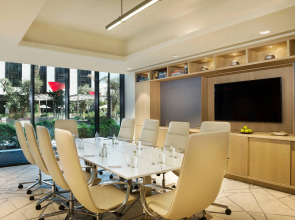 La Ville Hotel & Suites CITY WALK, Dubai, Autograph Collection