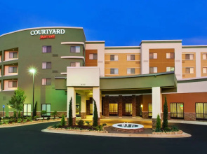 Courtyard Columbus Phenix City/Riverfront