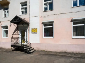 Honey Hostel