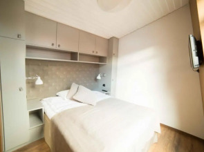 Home Again Nygata 16