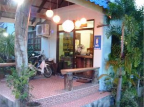 Discovery House Hotel (SHA Plus+)
