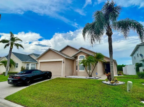 Residential Westbury 4BR Pool Home Near Disney Parks