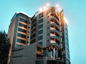 Diamond Hotel