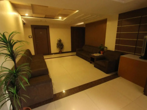 Oyo Rooms Lal Darwaja Road