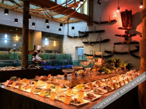 Zhonghui Hotel
