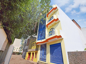 SPOT ON 49768 Samyak Guest House
