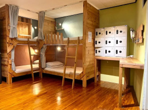 Gift Box Hostel