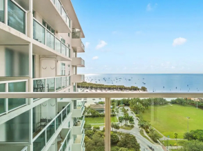 Mutiny Park by SoFLA Vacations