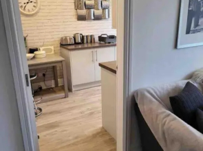 Willesden, Flat1 Lovely Spacious 1 Bedroom Flat, heart of Llandudno