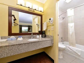 Americas Best Value Inn Winona