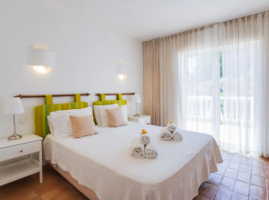 Villa in Albufeira With Private Pool