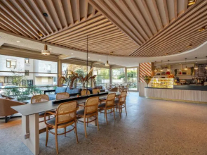 Oli Hotel And Suites